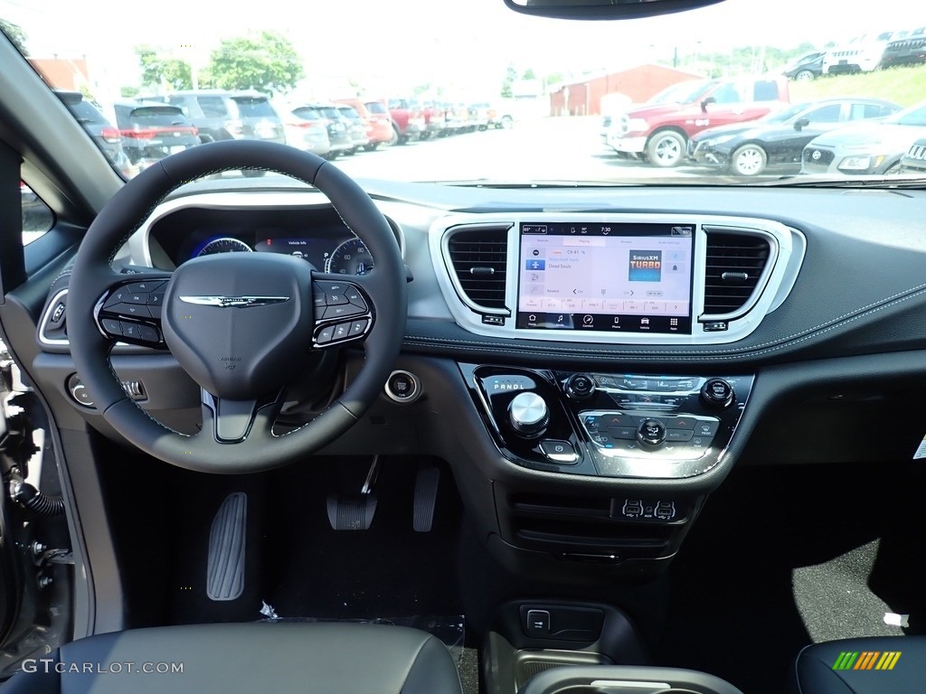 2023 Pacifica Touring L AWD - Ceramic Gray / Black photo #13