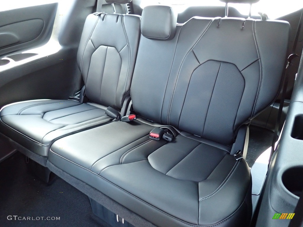 2023 Pacifica Touring L AWD - Ceramic Gray / Black photo #14