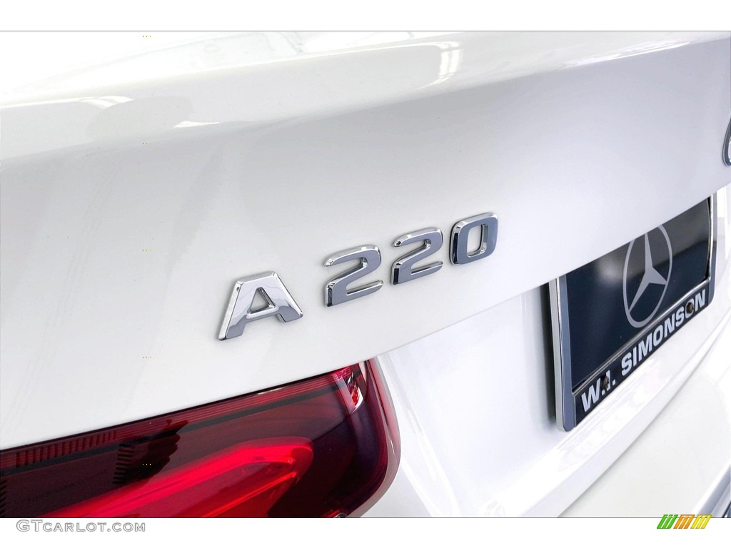 2020 A 220 Sedan - Polar White / Macchiato Beige photo #31