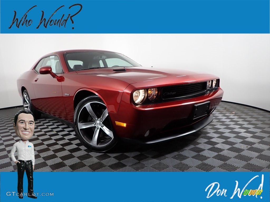 2014 Challenger SXT - High Octane Red Pearl / Anniversary Dark Slate Gray/Foundry Black photo #1