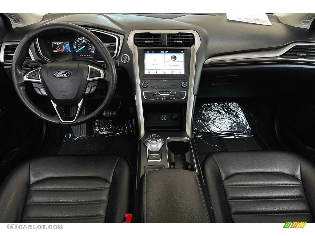 Ebony Interior 2019 Ford Fusion SEL Photo #146321527