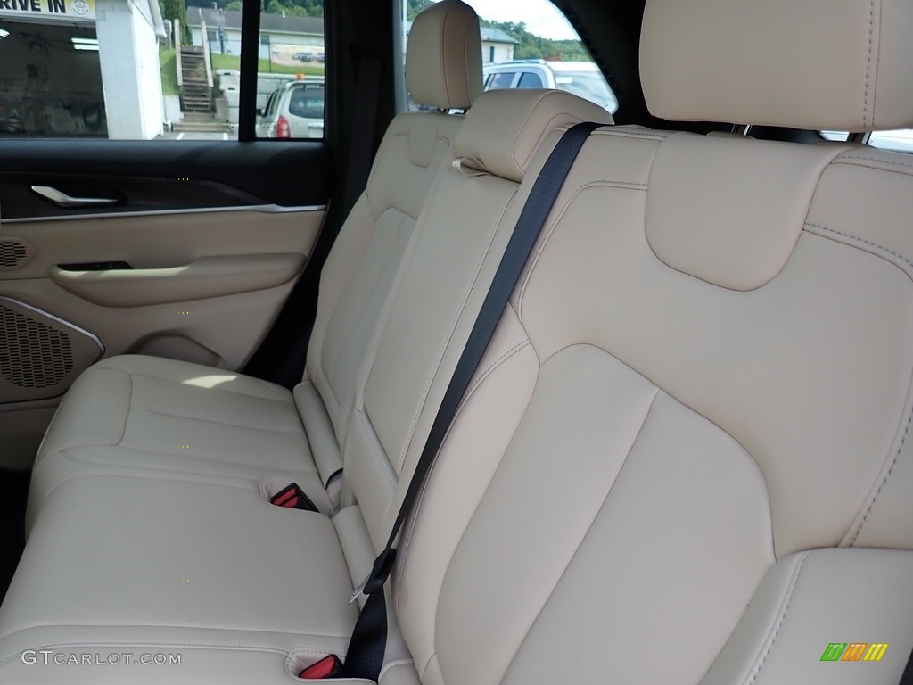 Global Black Interior 2023 Jeep Grand Cherokee 4XE Photo #146323117