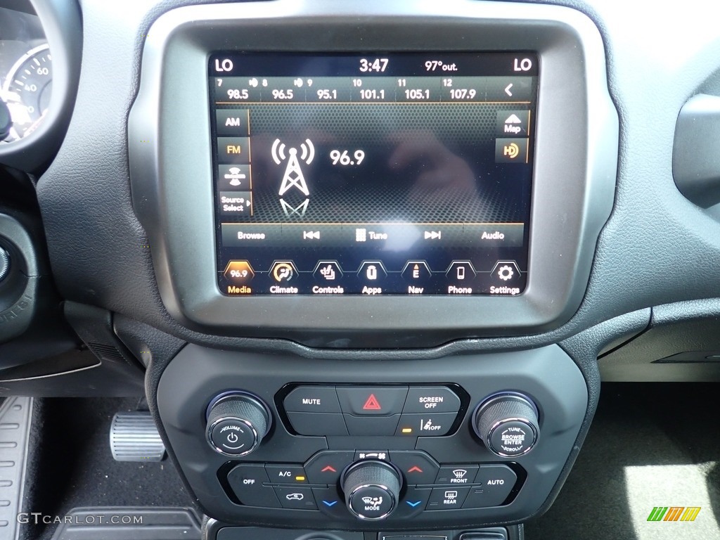 2023 Renegade Latitude 4x4 - Alpine White / Black photo #20