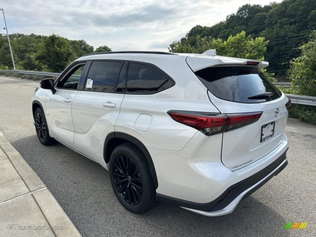 2023 Highlander XSE - Wind Chill Pearl / Cockpit Red photo #2