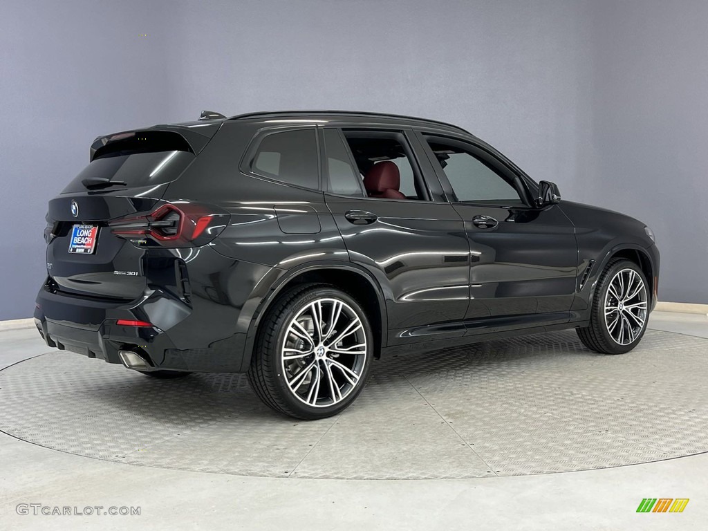 2023 X3 sDrive30i - Black Sapphire Metallic / Tacora Red photo #3