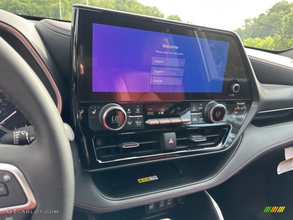 2023 Highlander XSE - Wind Chill Pearl / Cockpit Red photo #5