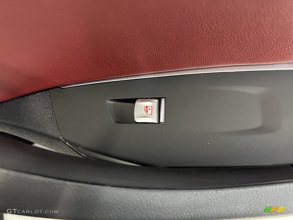 2023 X3 sDrive30i - Black Sapphire Metallic / Tacora Red photo #9