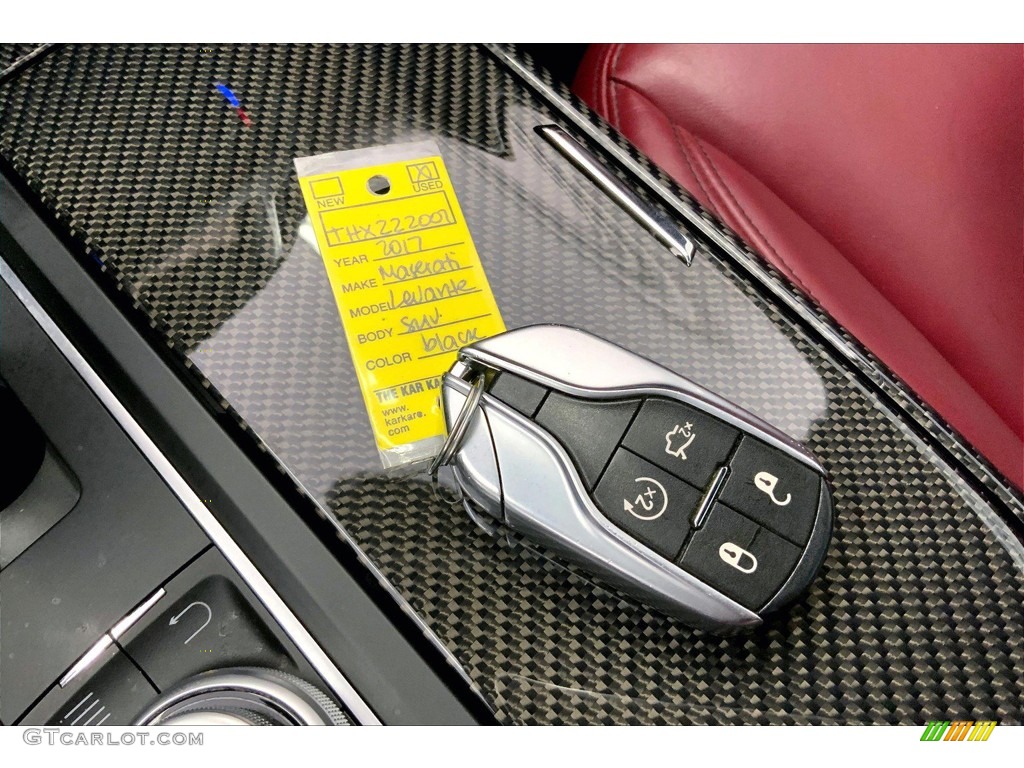 2017 Maserati Levante S AWD Keys Photo #146324387