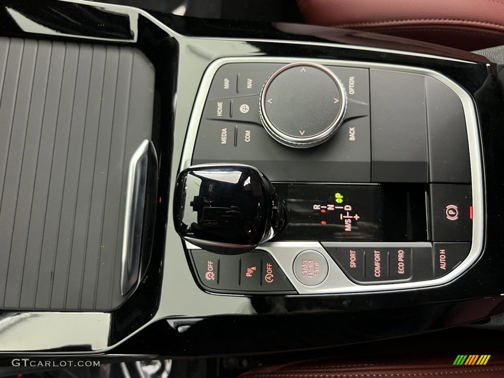 2023 BMW X3 sDrive30i Controls Photo #146324642