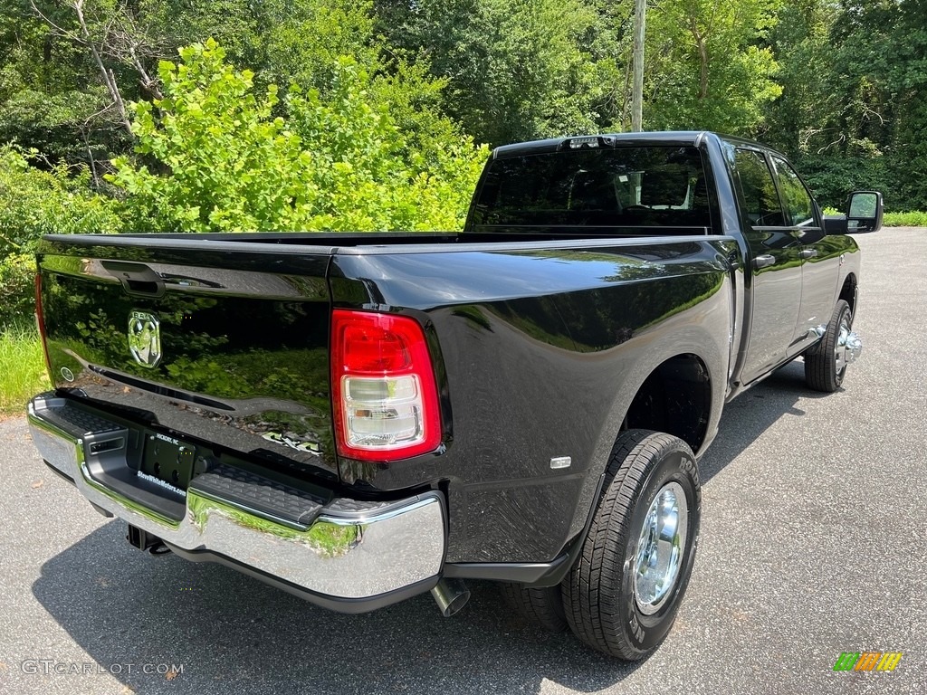 2023 3500 Tradesman Crew Cab 4x4 - Diamond Black Crystal Pearl / Diesel Gray/Black photo #6