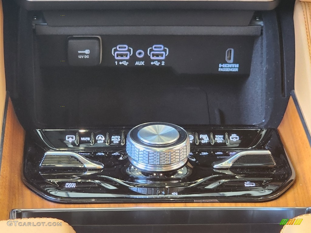 2023 Jeep Grand Wagoneer Series III 4x4 Controls Photos