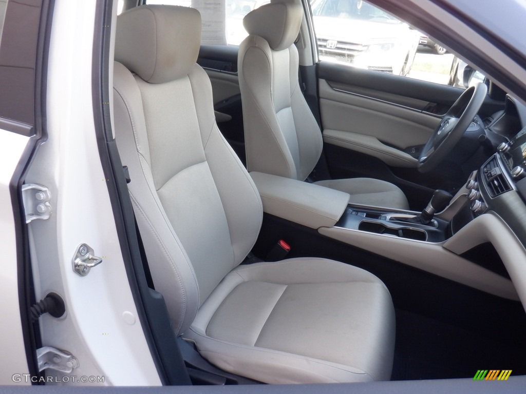 2020 Honda Accord LX Sedan Front Seat Photos
