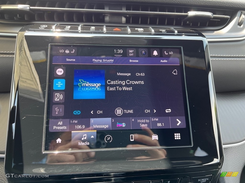 2023 Jeep Grand Cherokee L Altitude 4x4 Audio System Photos