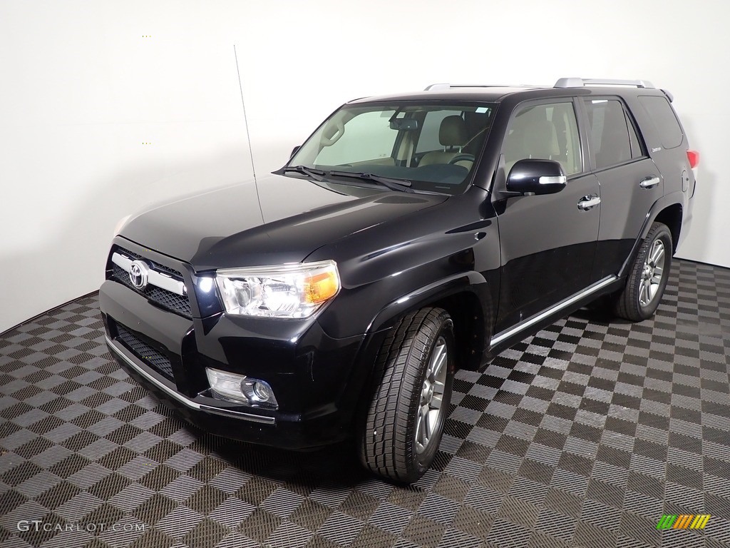 2011 4Runner Limited 4x4 - Black / Sand Beige photo #12