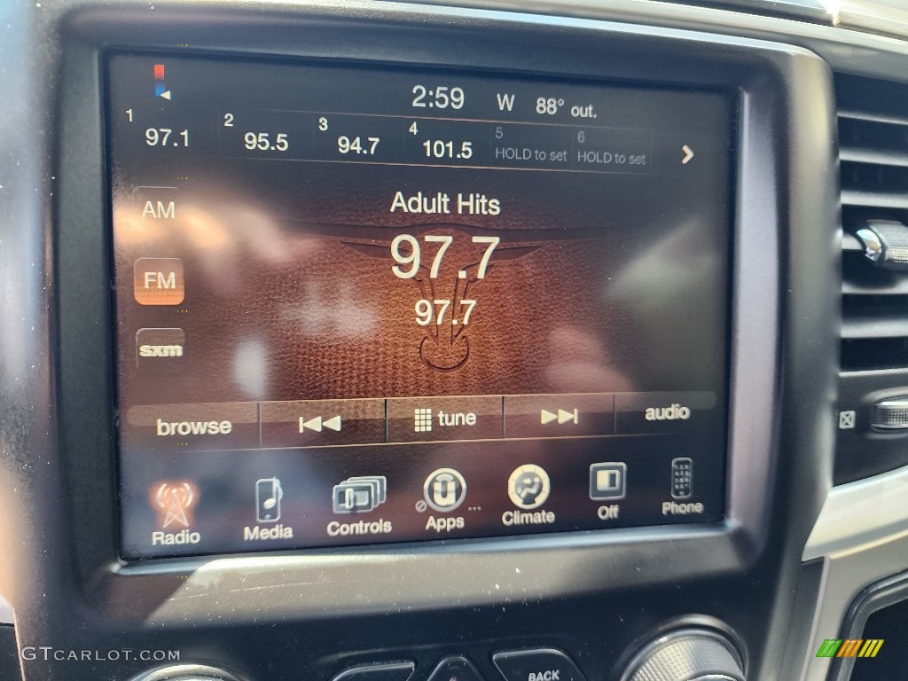 2015 Ram 2500 SLT Crew Cab 4x4 Audio System Photos
