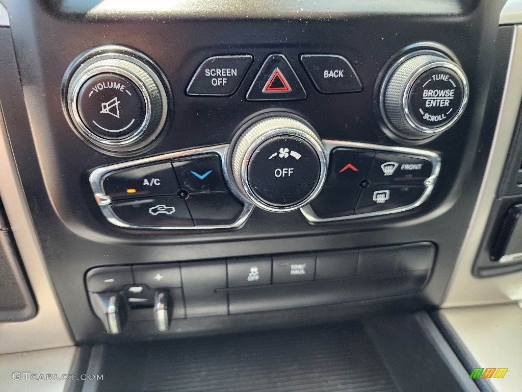2015 Ram 2500 SLT Crew Cab 4x4 Controls Photo #146328837