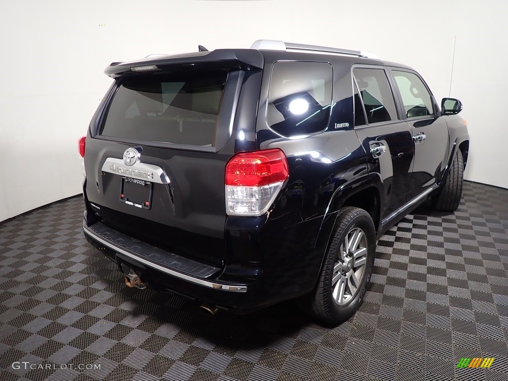 2011 4Runner Limited 4x4 - Black / Sand Beige photo #19