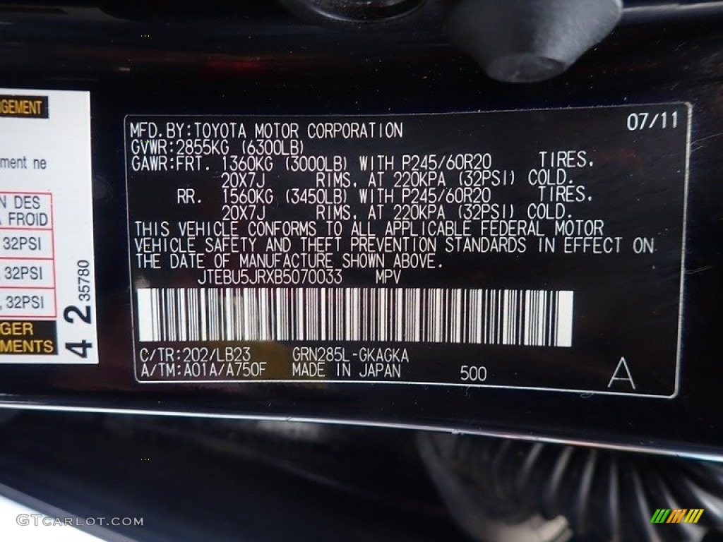 2011 4Runner Limited 4x4 - Black / Sand Beige photo #23