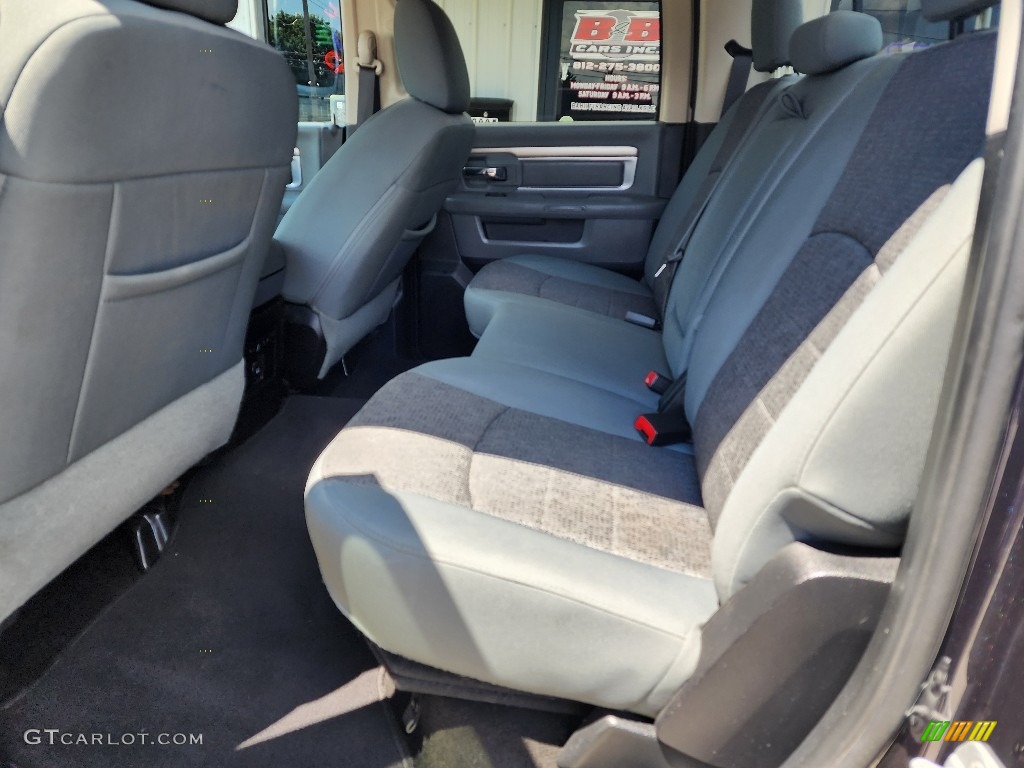 2015 Ram 2500 SLT Crew Cab 4x4 Rear Seat Photo #146329001