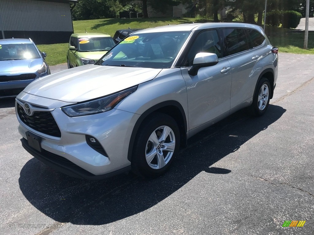 2021 Highlander LE AWD - Celestial Silver Metallic / Black photo #2