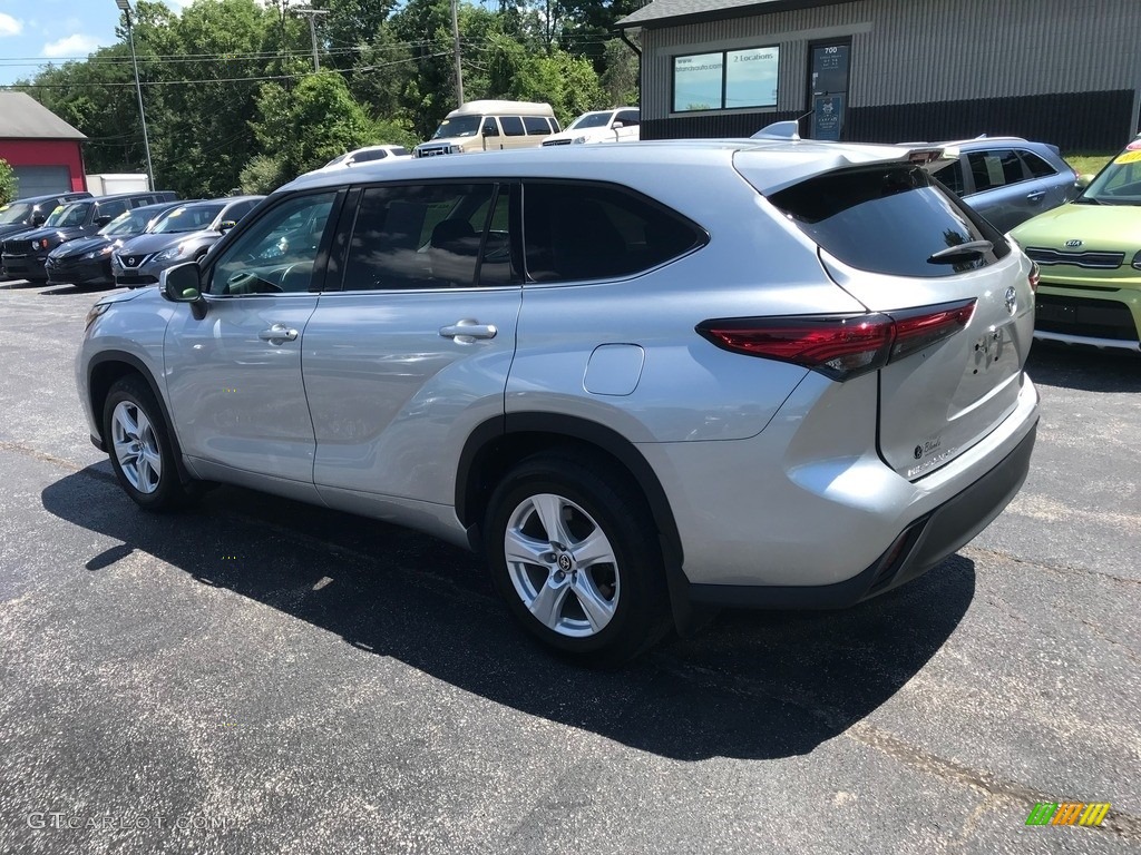 2021 Highlander LE AWD - Celestial Silver Metallic / Black photo #10