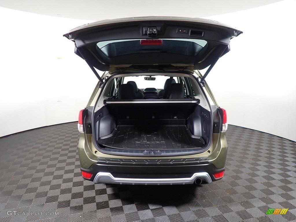 2023 Forester Touring - Autumn Green Metallic / Black photo #14