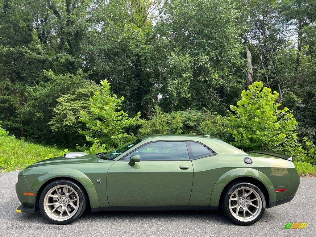 F8 Green 2023 Dodge Challenger R/T Scat Pack Swinger Edition Widebody Exterior Photo #146332911