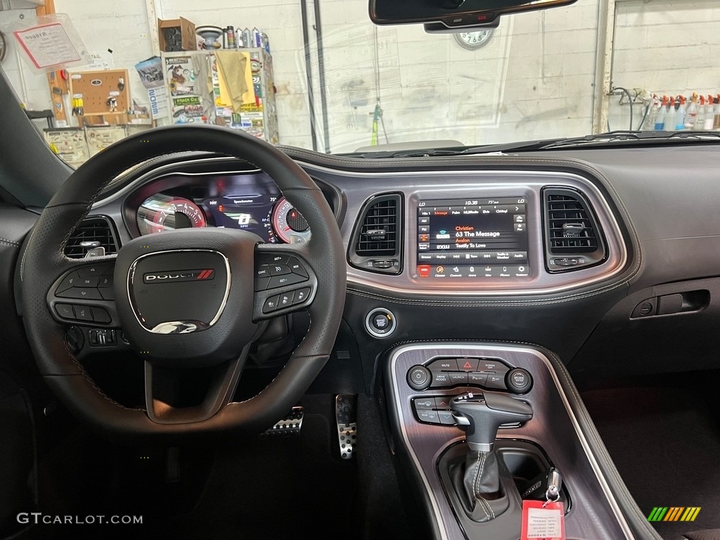 2023 Dodge Challenger R/T Scat Pack Swinger Edition Widebody Dashboard Photos