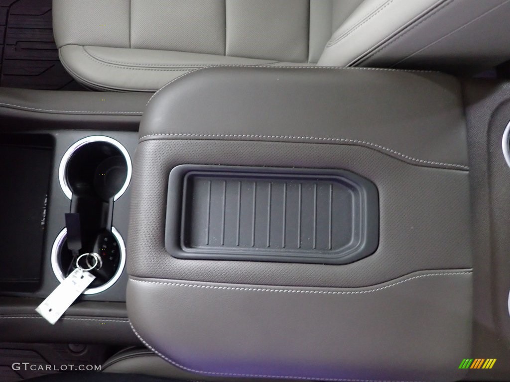 2021 Yukon SLT 4WD - Pearl Beige Metallic / Dark Walnut/­Slate photo #21