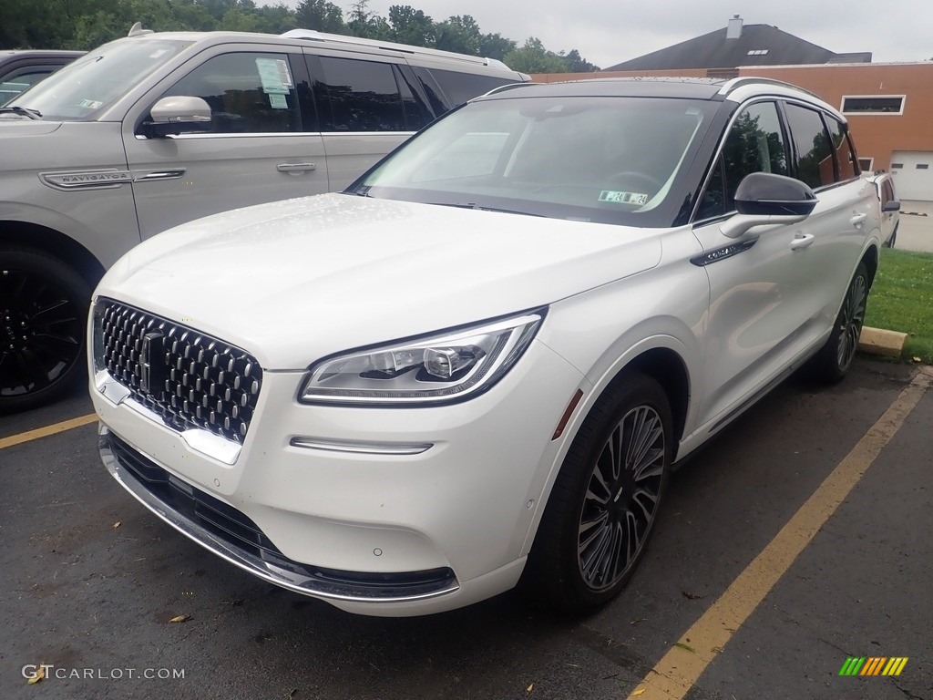 Pristine White Lincoln Corsair