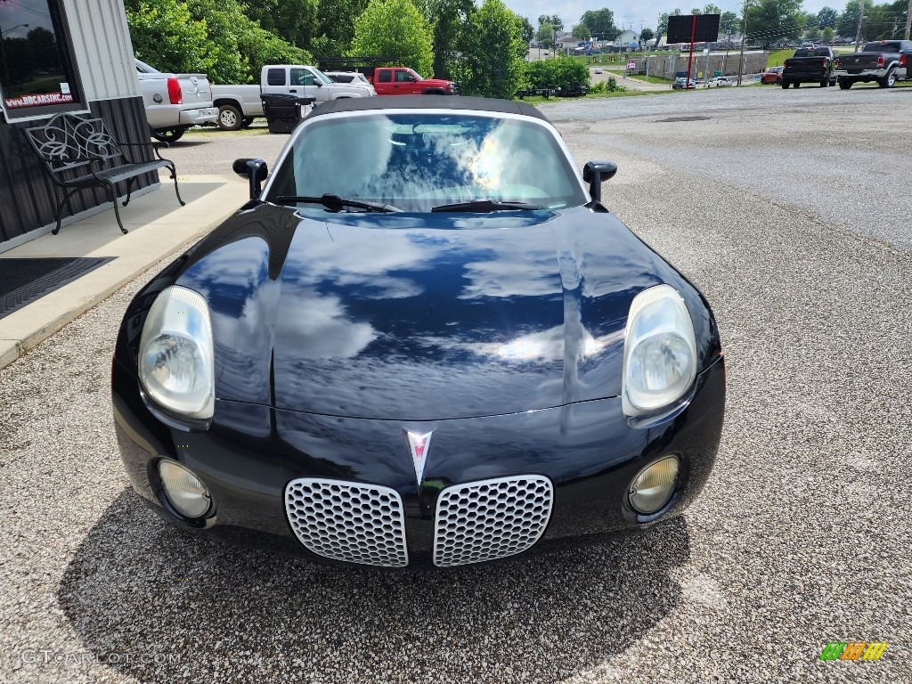 2006 Solstice Roadster - Mysterious Black / Ebony photo #6