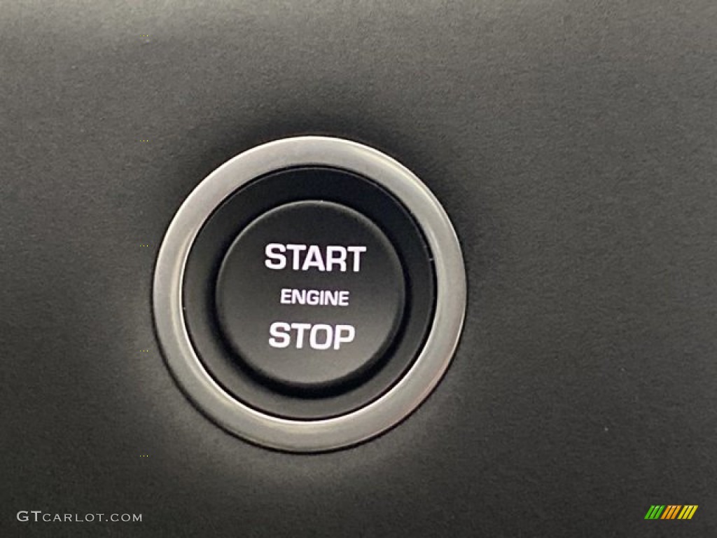 2022 Land Rover Discovery Sport S Controls Photos