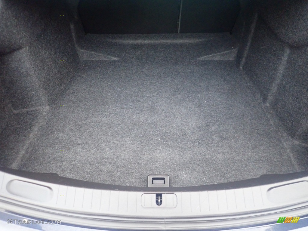 2018 Impala Premier - Blue Velvet Metallic / Jet Black photo #5