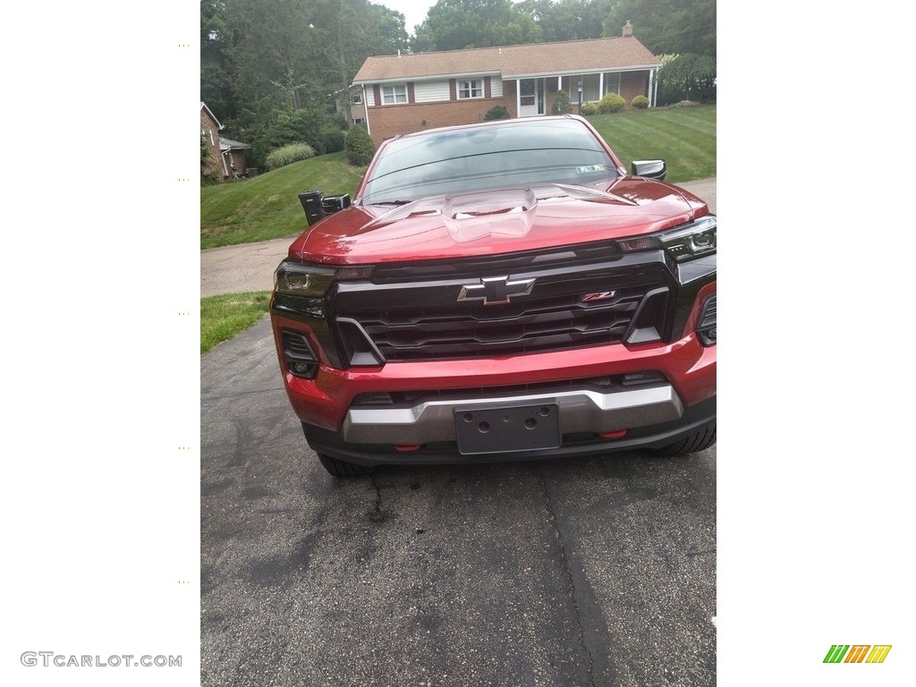 2023 Colorado Z71 Crew Cab 4x4 - Radiant Red Tintcoat / Jet Black/Adrenaline Red photo #2