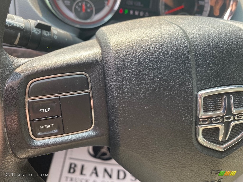 2012 Grand Caravan SE - Stone White / Black/Light Graystone photo #13