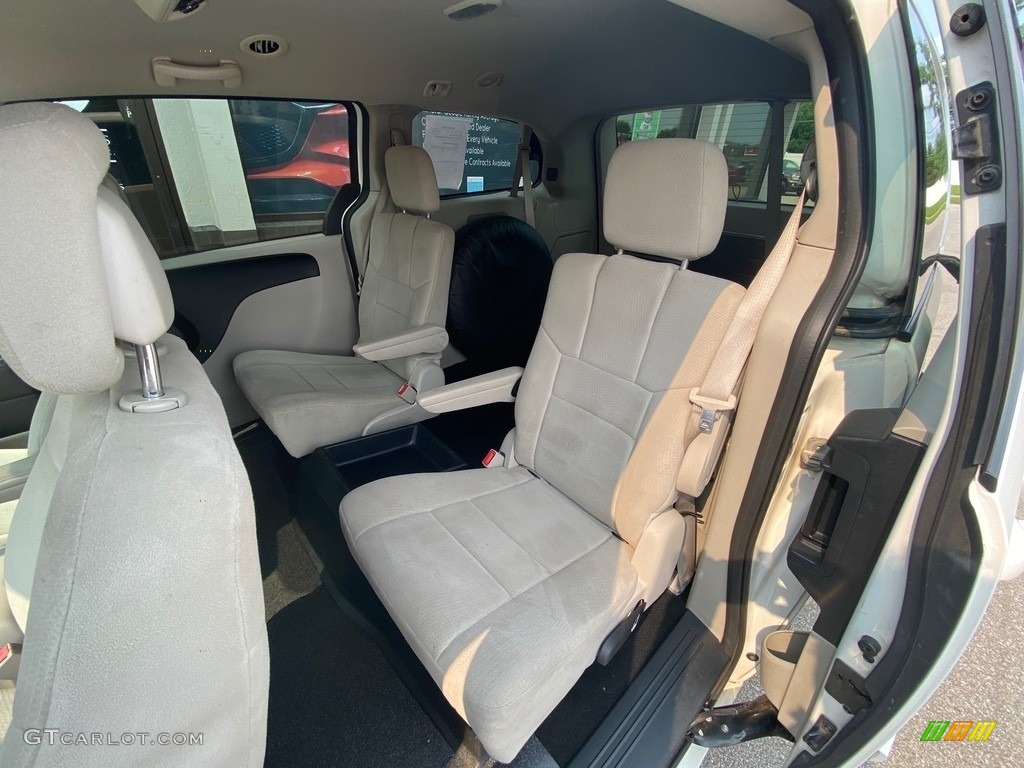 2012 Grand Caravan SE - Stone White / Black/Light Graystone photo #15