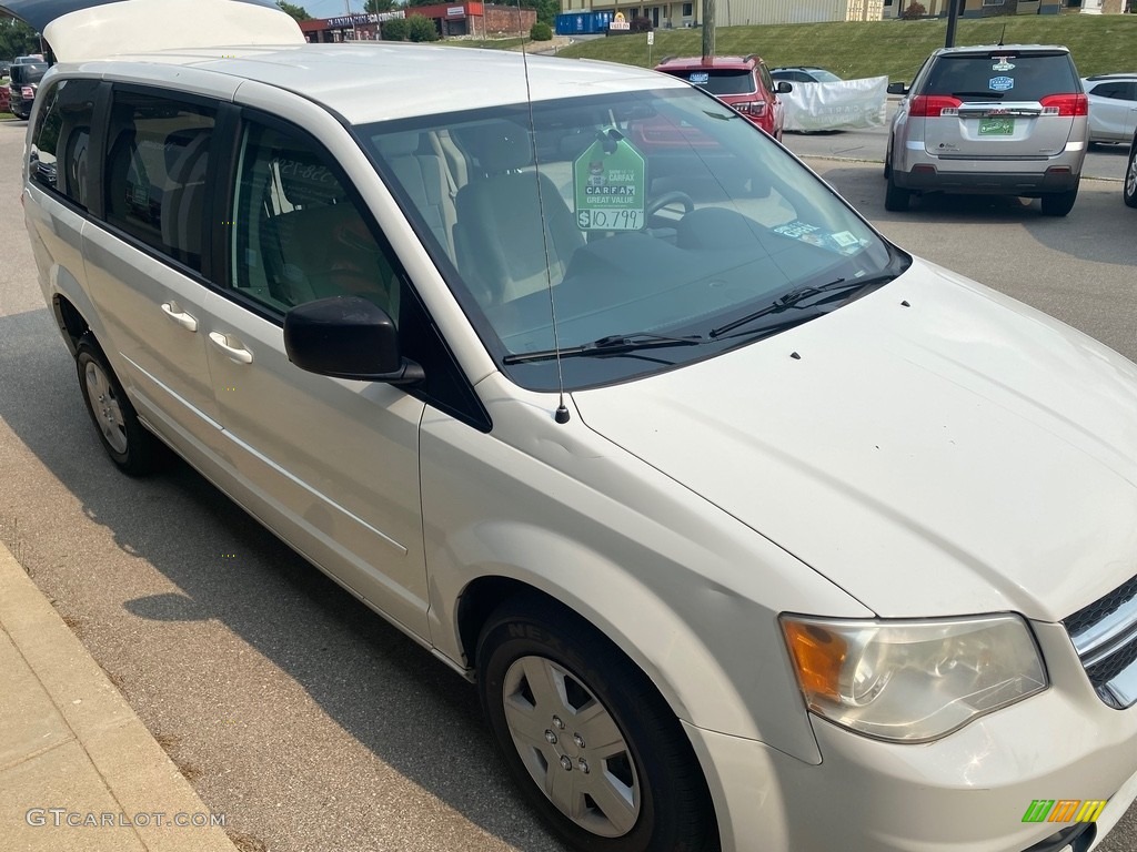 2012 Grand Caravan SE - Stone White / Black/Light Graystone photo #18