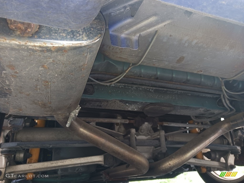 1991 Chevrolet Corvette Convertible Undercarriage Photo #146339844