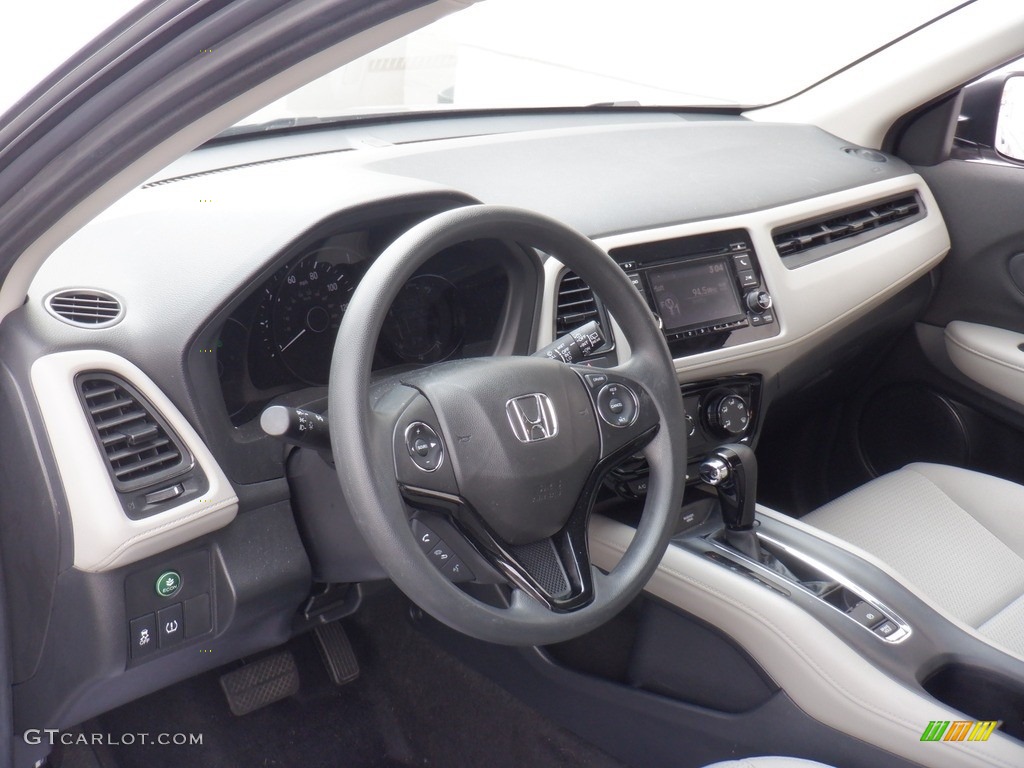 2020 Honda HR-V LX AWD Gray Dashboard Photo #146340453