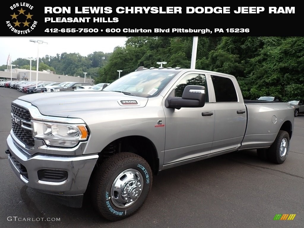 2023 3500 Tradesman Crew Cab 4x4 - Billet Silver Metallic / Black photo #1