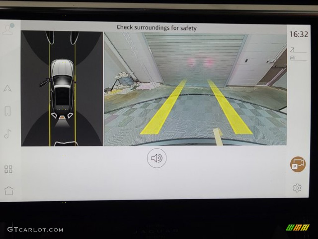 2024 Jaguar F-PACE P250 R-Dynamic S Controls Photo #146342632