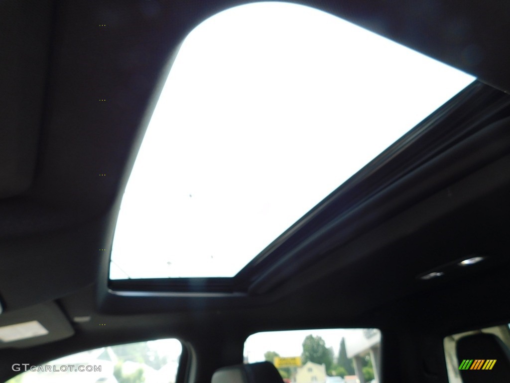 2024 Chevrolet Silverado 2500HD High Country Crew Cab 4x4 Sunroof Photos