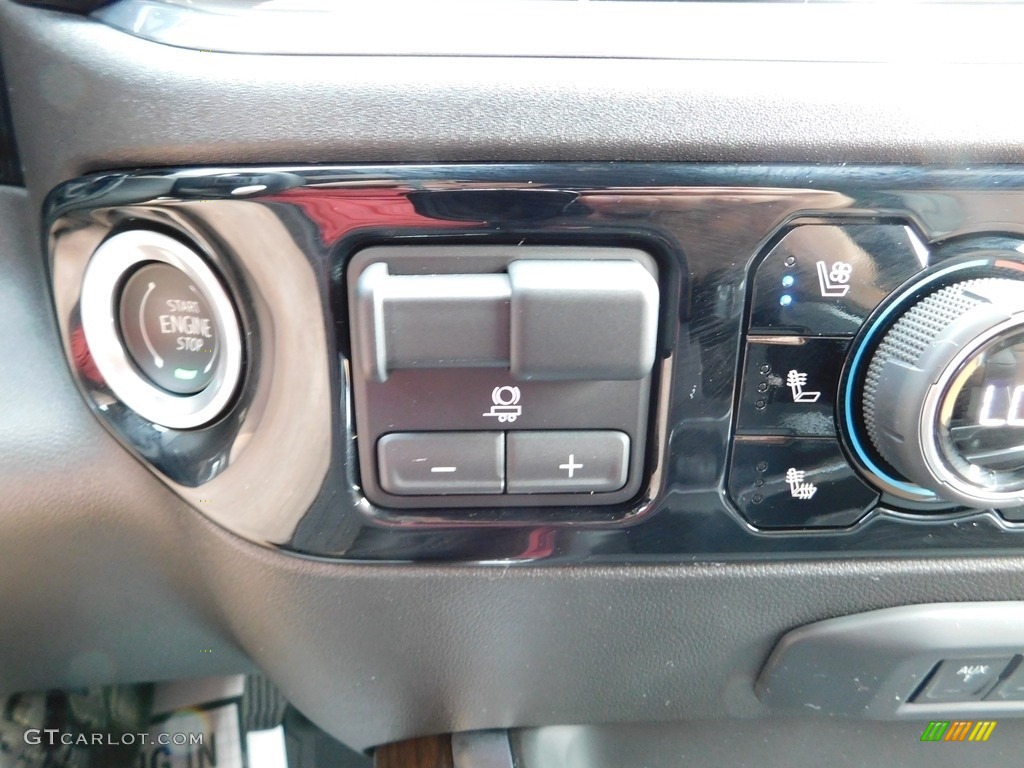 2024 Chevrolet Silverado 2500HD High Country Crew Cab 4x4 Controls Photo #146343685