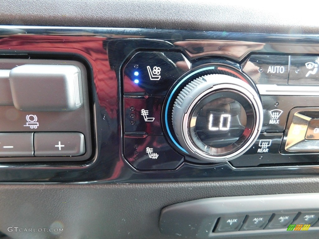 2024 Chevrolet Silverado 2500HD High Country Crew Cab 4x4 Controls Photo #146343724