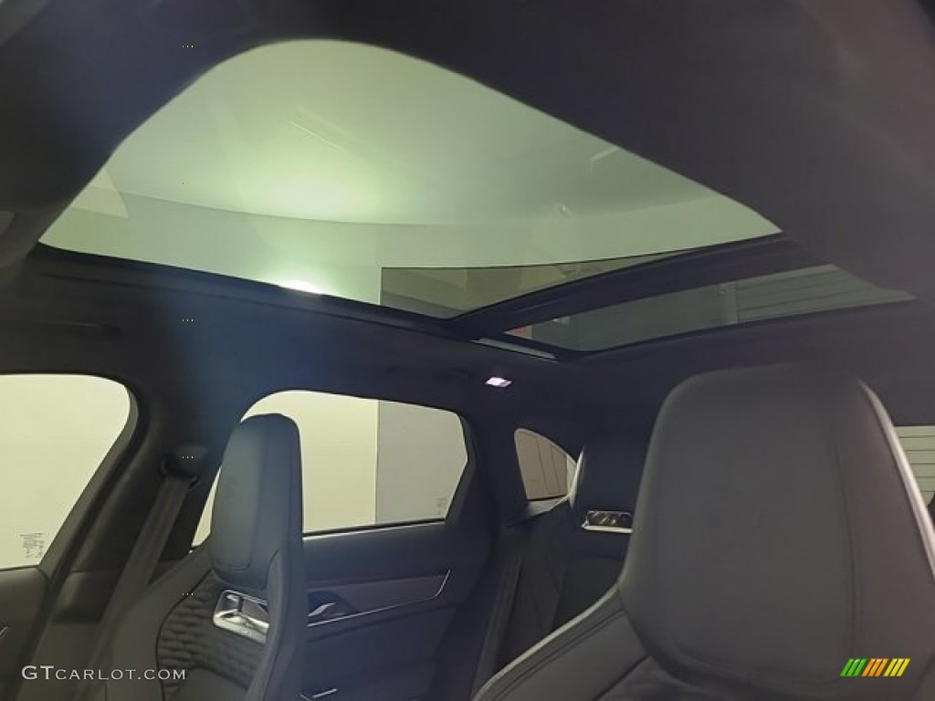 2024 Jaguar F-PACE SVR Sunroof Photos