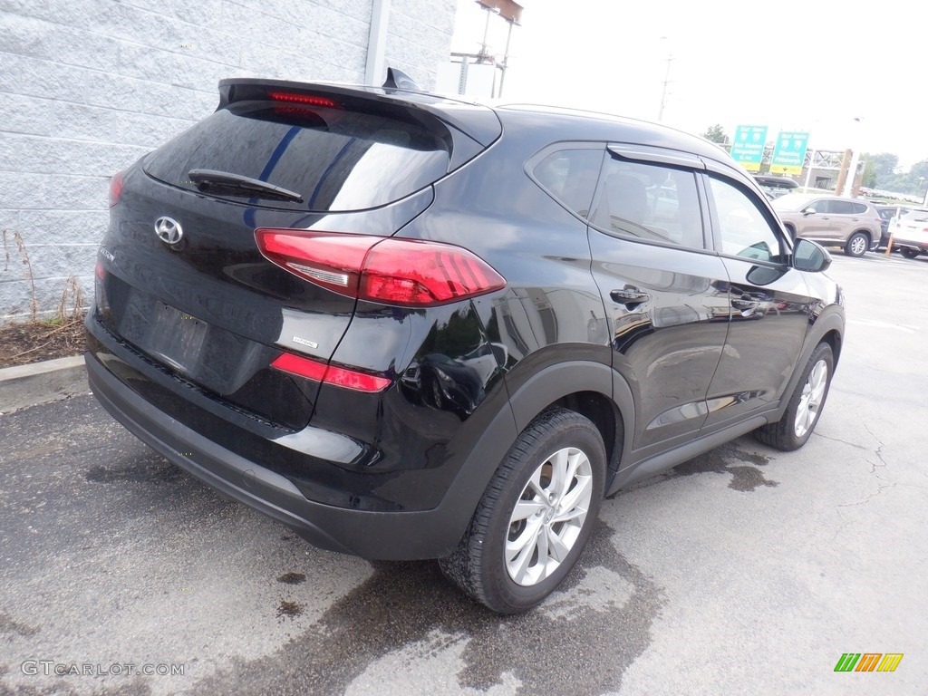 2019 Tucson Value - Black Noir Pearl / Gray photo #9