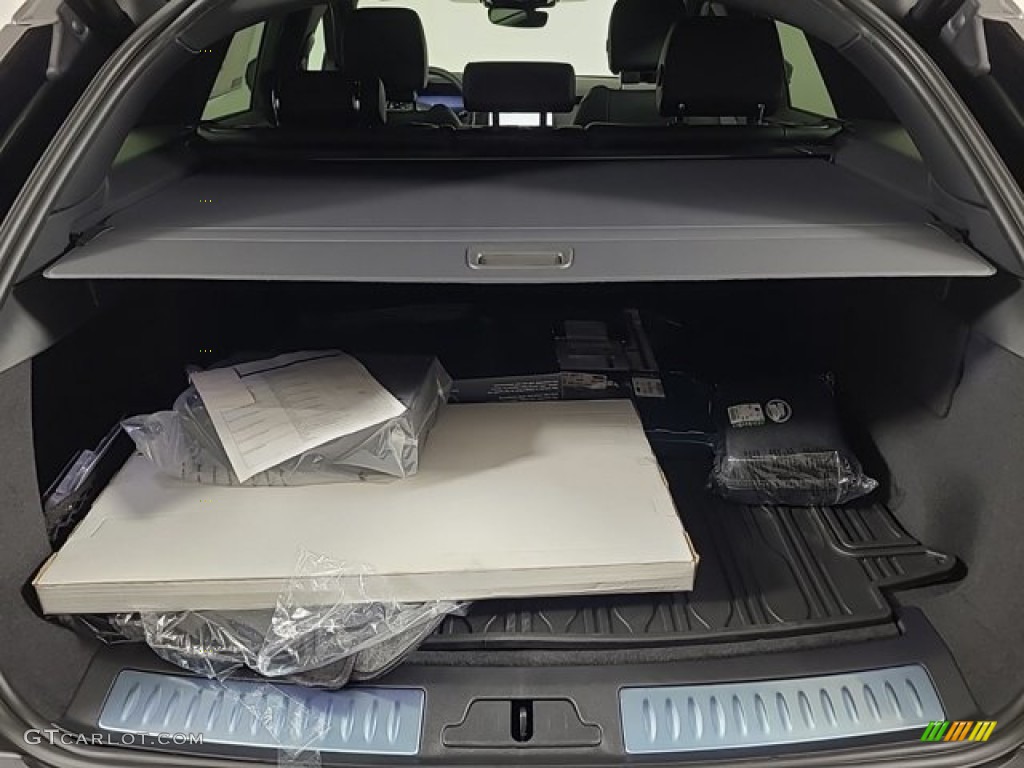 2024 Land Rover Range Rover Velar Dynamic SE Trunk Photo #146344345