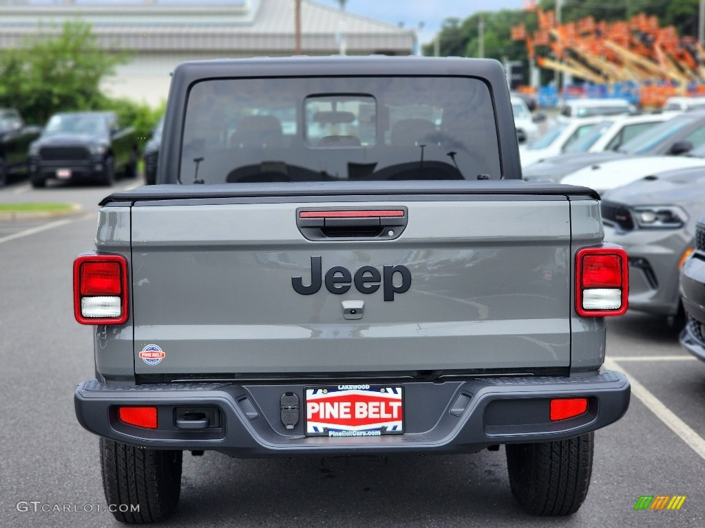 2023 Gladiator Sport 4x4 - Sting-Gray / Black photo #5