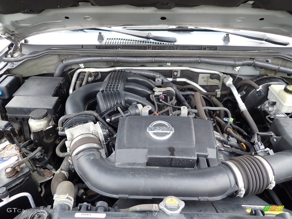 2014 Nissan Xterra S 4x4 Engine Photos