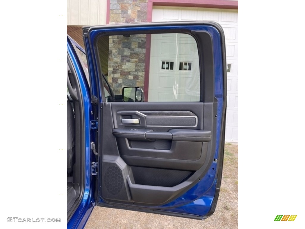2019 3500 Big Horn Mega Cab 4x4 - Blue Streak Pearl / Black/Diesel Gray photo #14